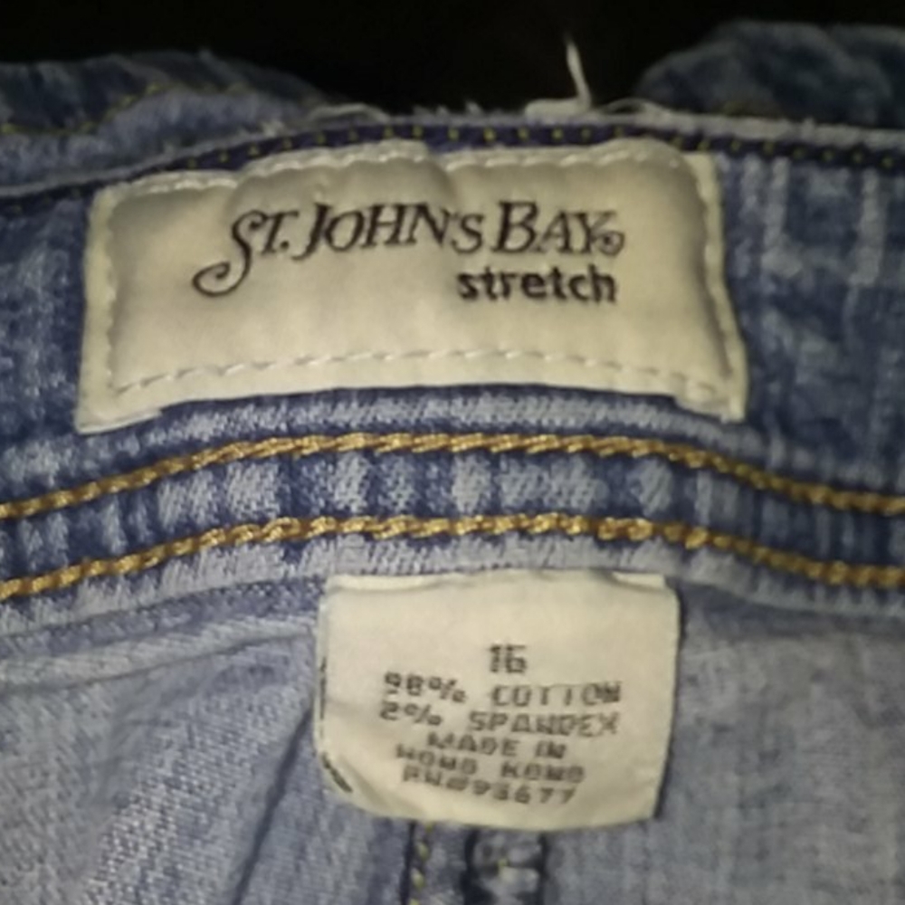 Shorts - Picture 4 of 4